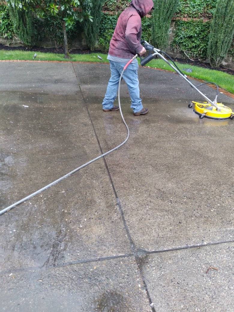 Pressure Washing service by Calmo Landscaping Services LLC